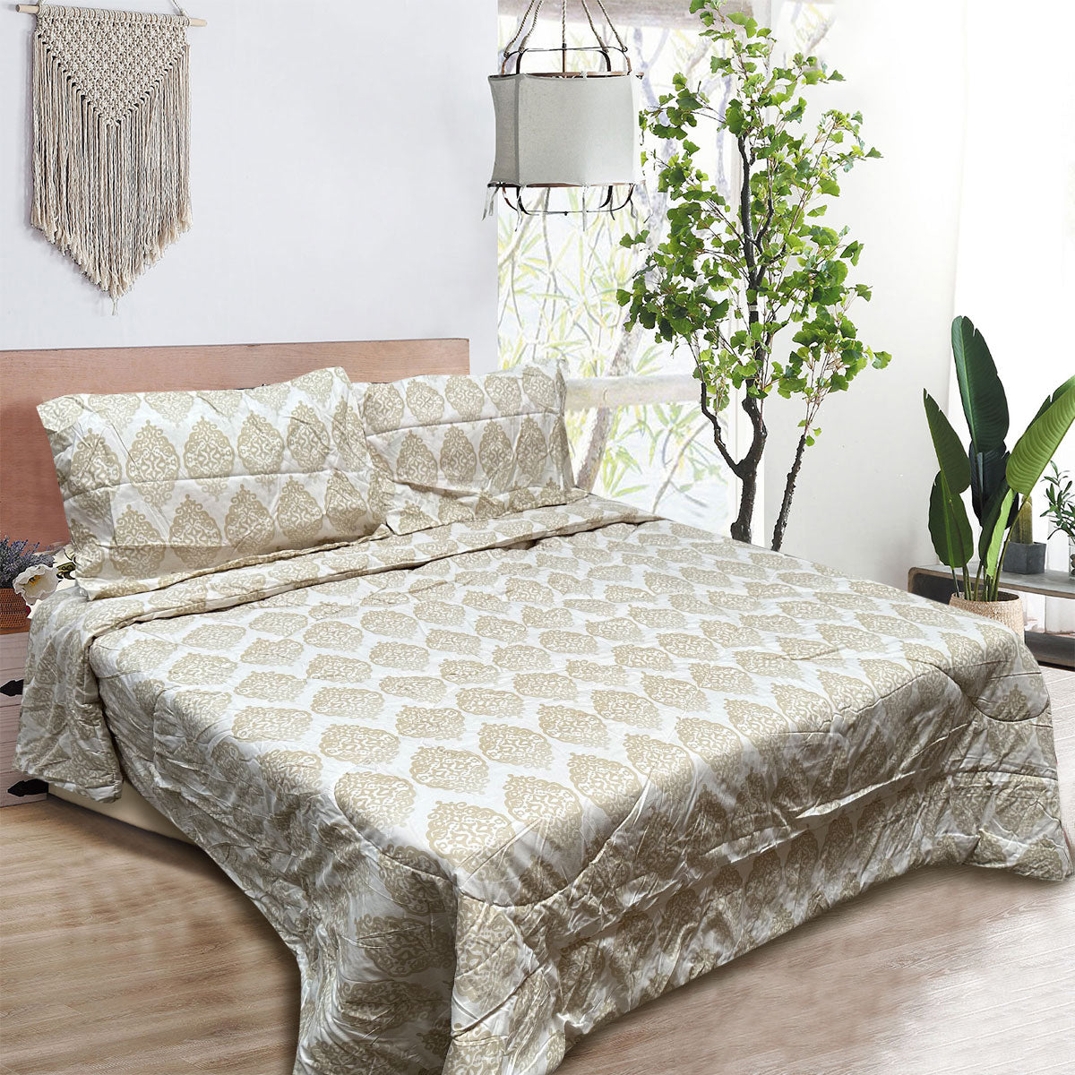 Hotel Living 3 Pce Light Weight Microfiber Comforter Set Queen/King - Reversible - SuperSaverAU - view 1