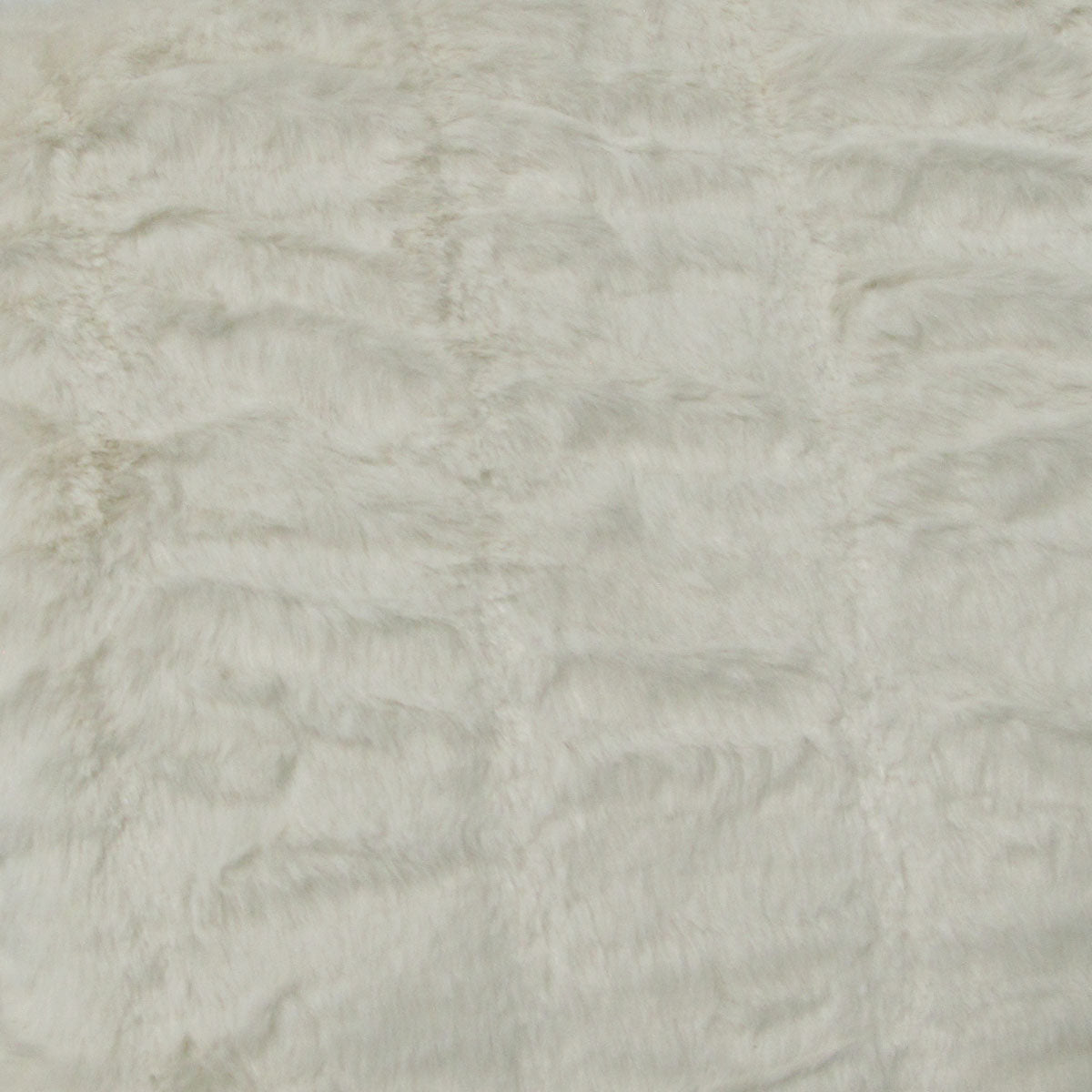 Harper Ruched Faux Fur Throw Rug – Ivory 127 x 152cm