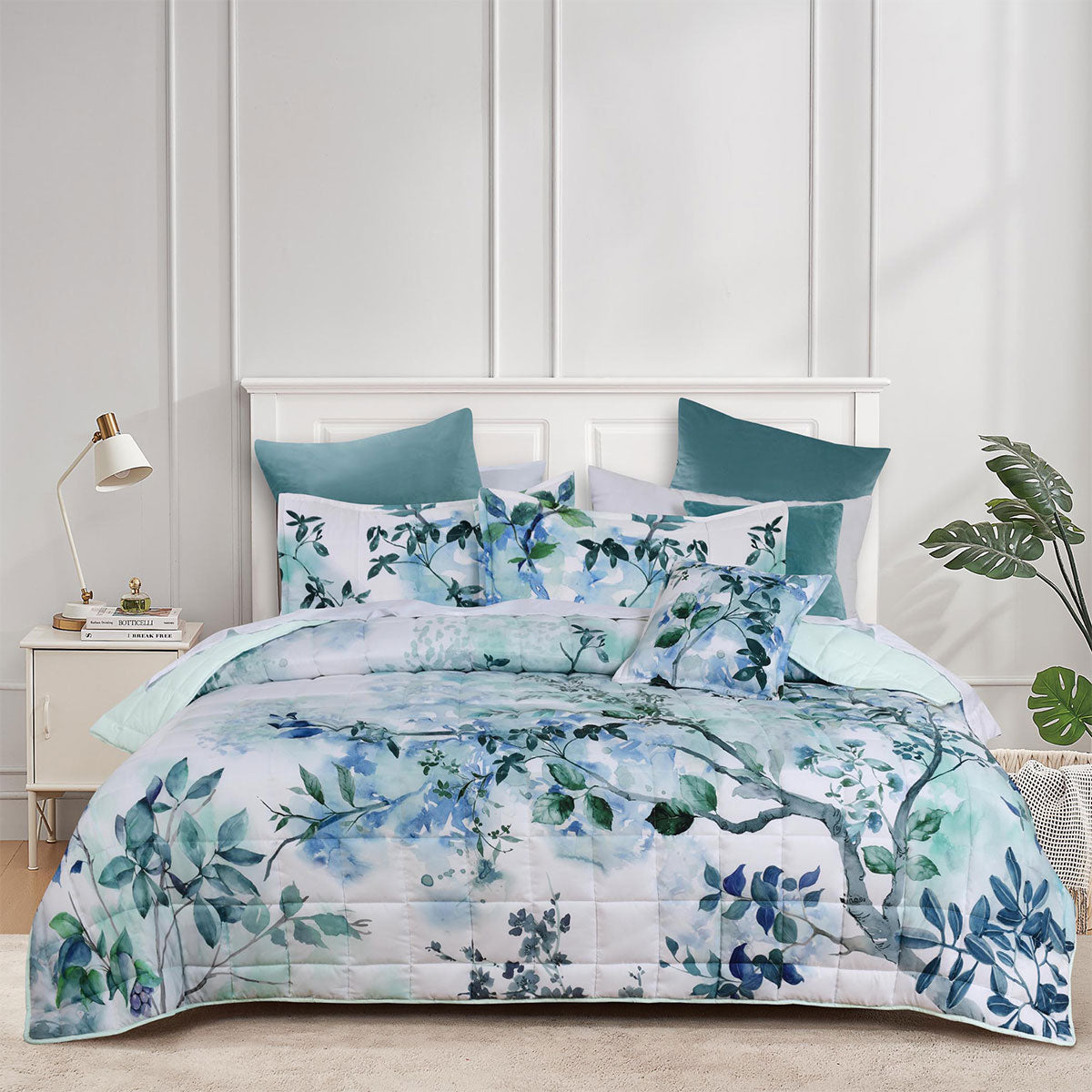 Bianca Woodbury White Botanical Printed Bedspread Set - King - SuperSaverAU - view 1