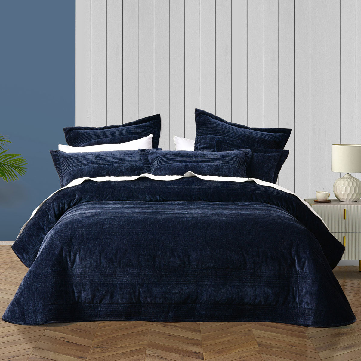 Bianca Cyrano Velvet Quilted Coverlet Set – Indigo Super King