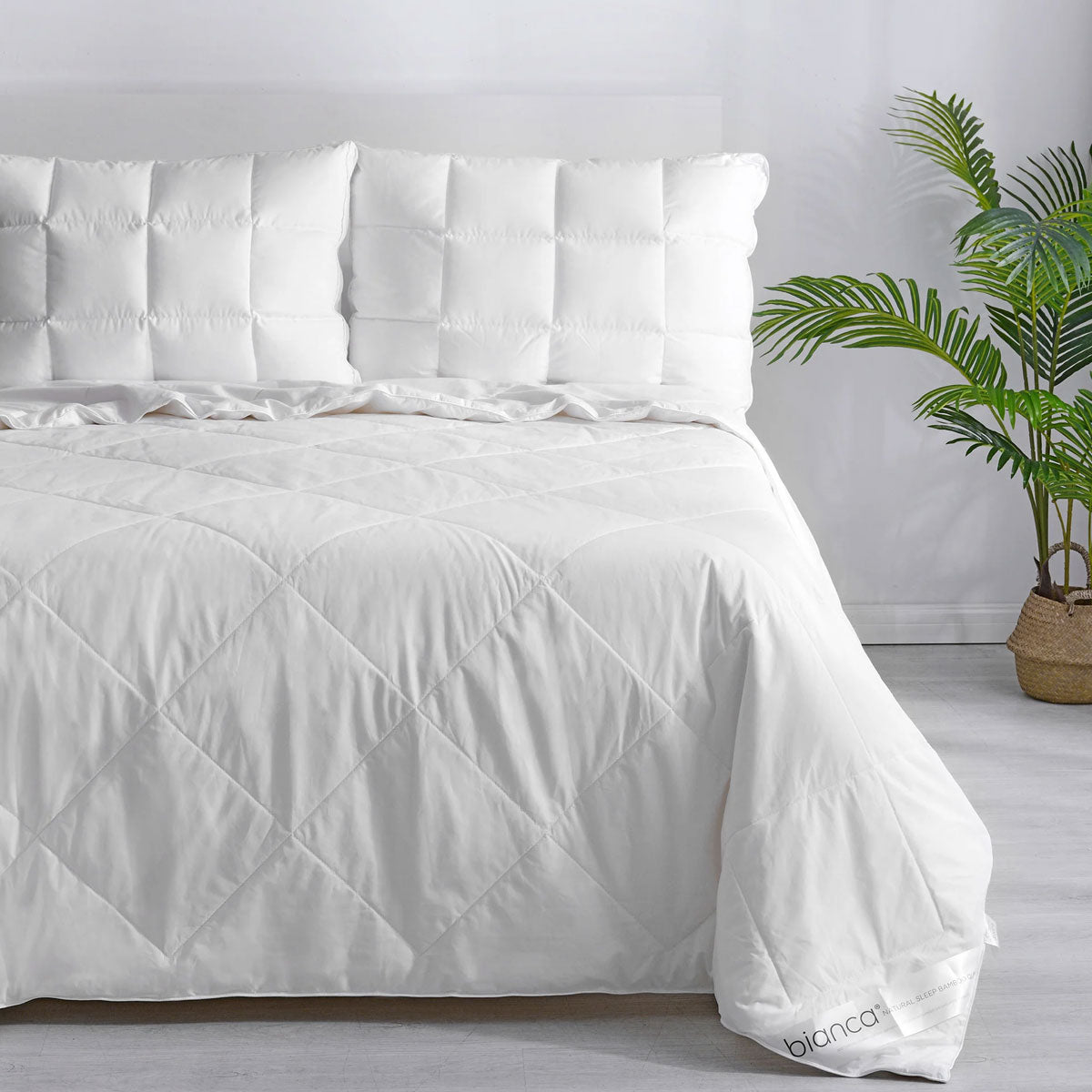 Bianca 250GSM Natural Sleep Bamboo Summer Quilt Super King - Diamond Quilted Design - SuperSaverAU - view 1