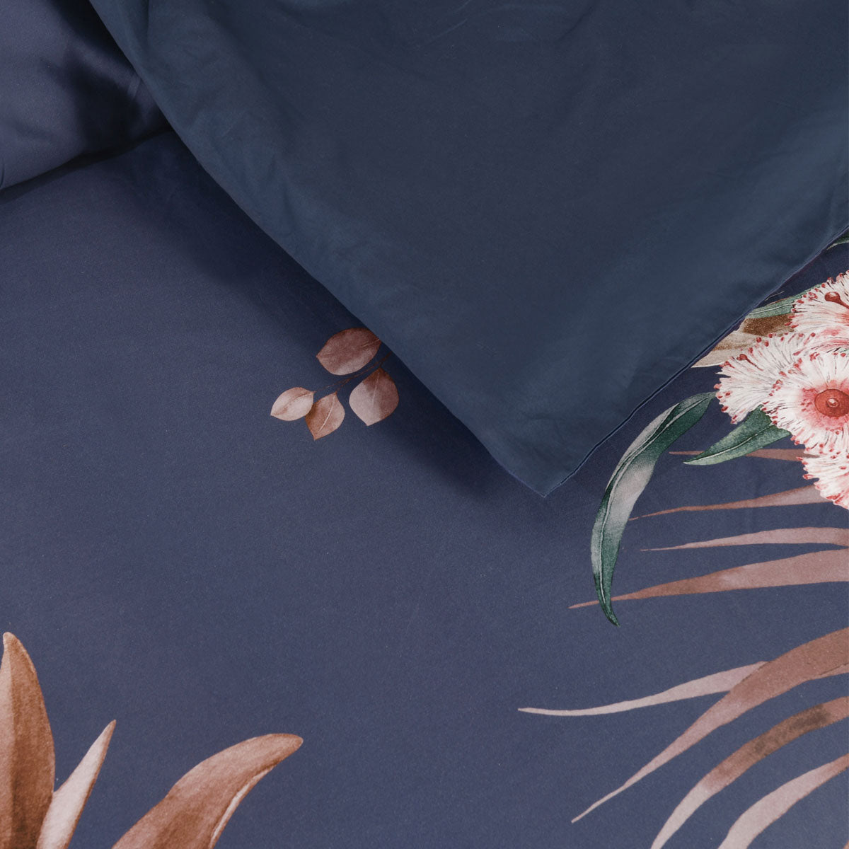 Bianca Balwyn Navy Cotton Sateen Botanical Quilt Cover Set – Queen
