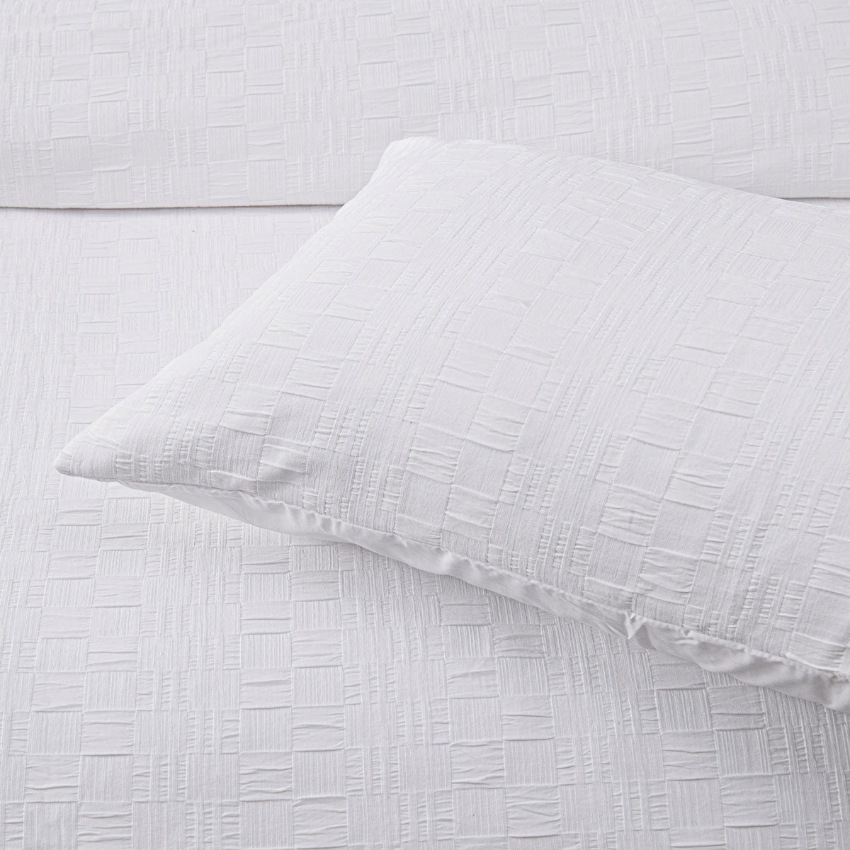 Bianca Cosmo Chenille Geometric Quilt Cover Set - White, Queen