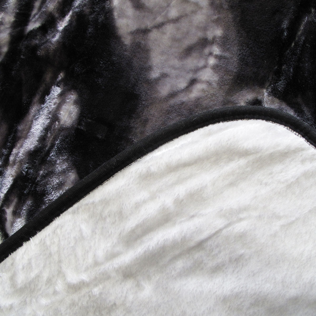 Galloping Horse 375gsm 1 Ply 3D Print Faux Mink Blanket Queen 200x240 cm - SuperSaverAU - view 2