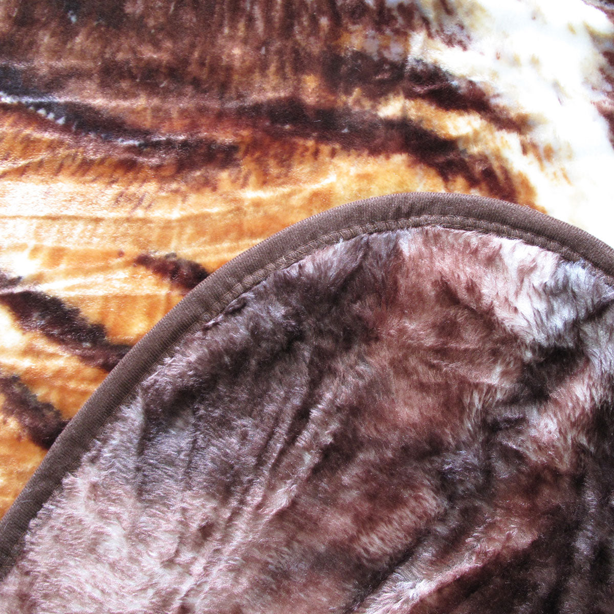375gsm 3D Print Faux Mink Blanket Queen 200x240 cm Tiger Family Design - SuperSaverAU - view 1