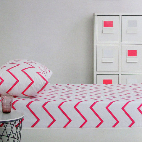 Tribal Dream 250TC 100% Cotton Fitted Combo Set Single - Hot Pink Design - SuperSaverAU - view 1