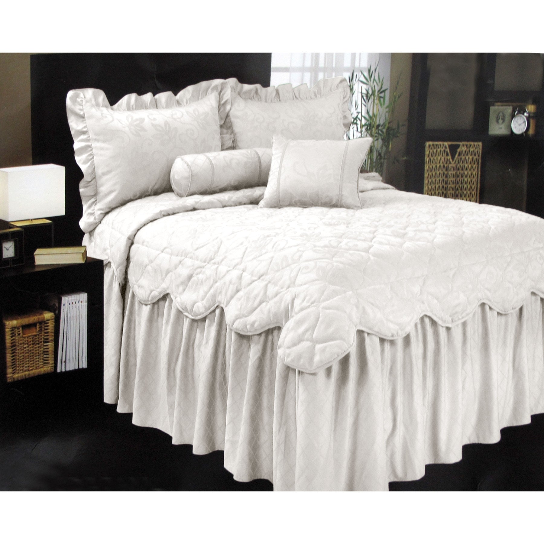 Phase 2 Antique White Jacquard Bedspread Set Queen, Lightly Quilted, Scalloped Edge - SuperSaverAU - view 1