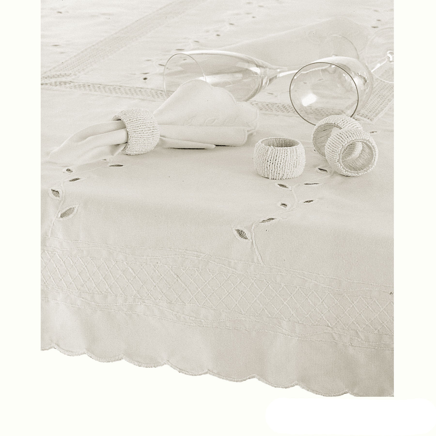 Embroidered Tablecloth - 170x310cm Oblong - Leaf Pattern, Scalloped Edging, Machine Washable - SuperSaverAU - view 1