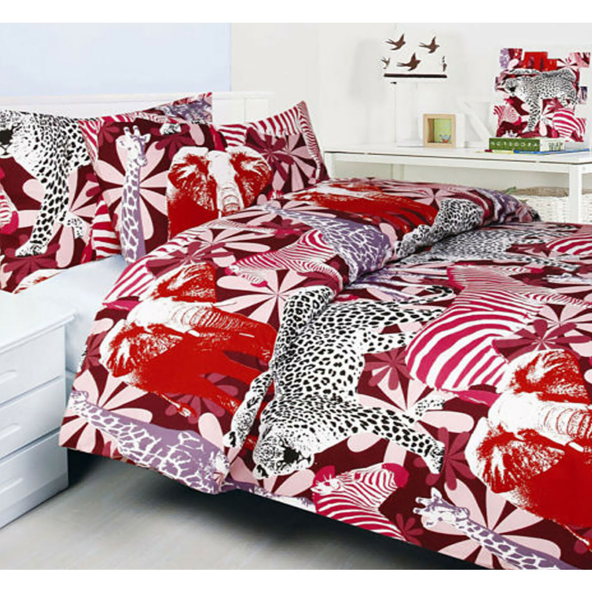 Bright Young Things Jungle Red Quilt Cover Set Single - Safari Animal Print - SuperSaverAU - view 1