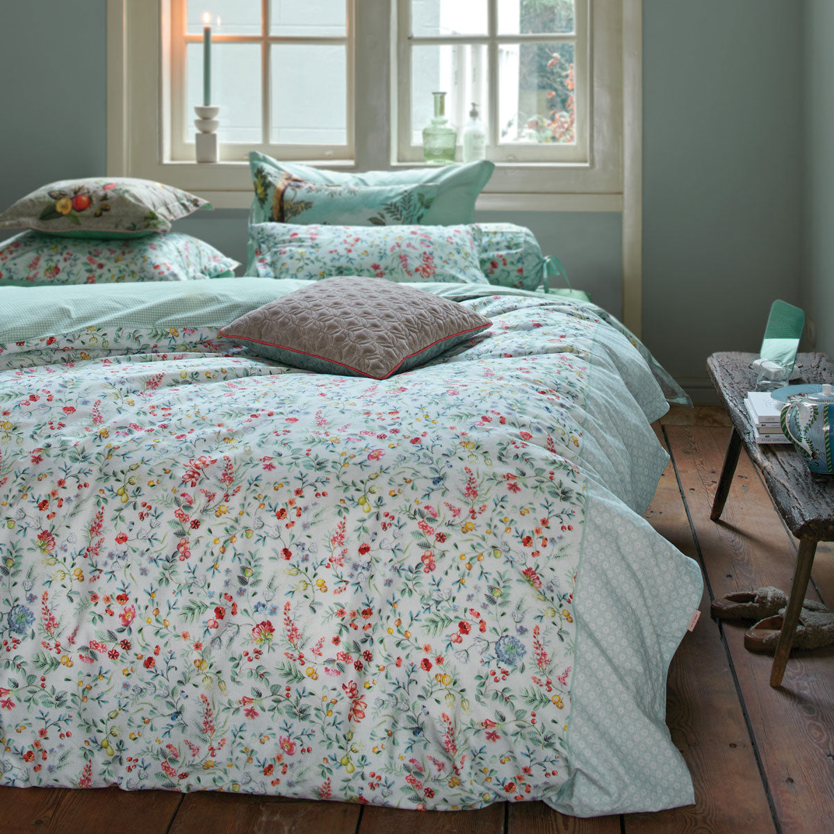 PIP Studio Midnight Garden White Cotton Quilt Cover Set King - Floral Print, Oxford Edge - SuperSaverAU - view 1
