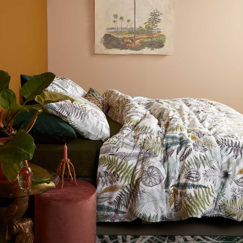 At Home Primeval Green Cotton Sateen Quilt Cover Set King - Botanical Print Design - SuperSaverAU - view 1