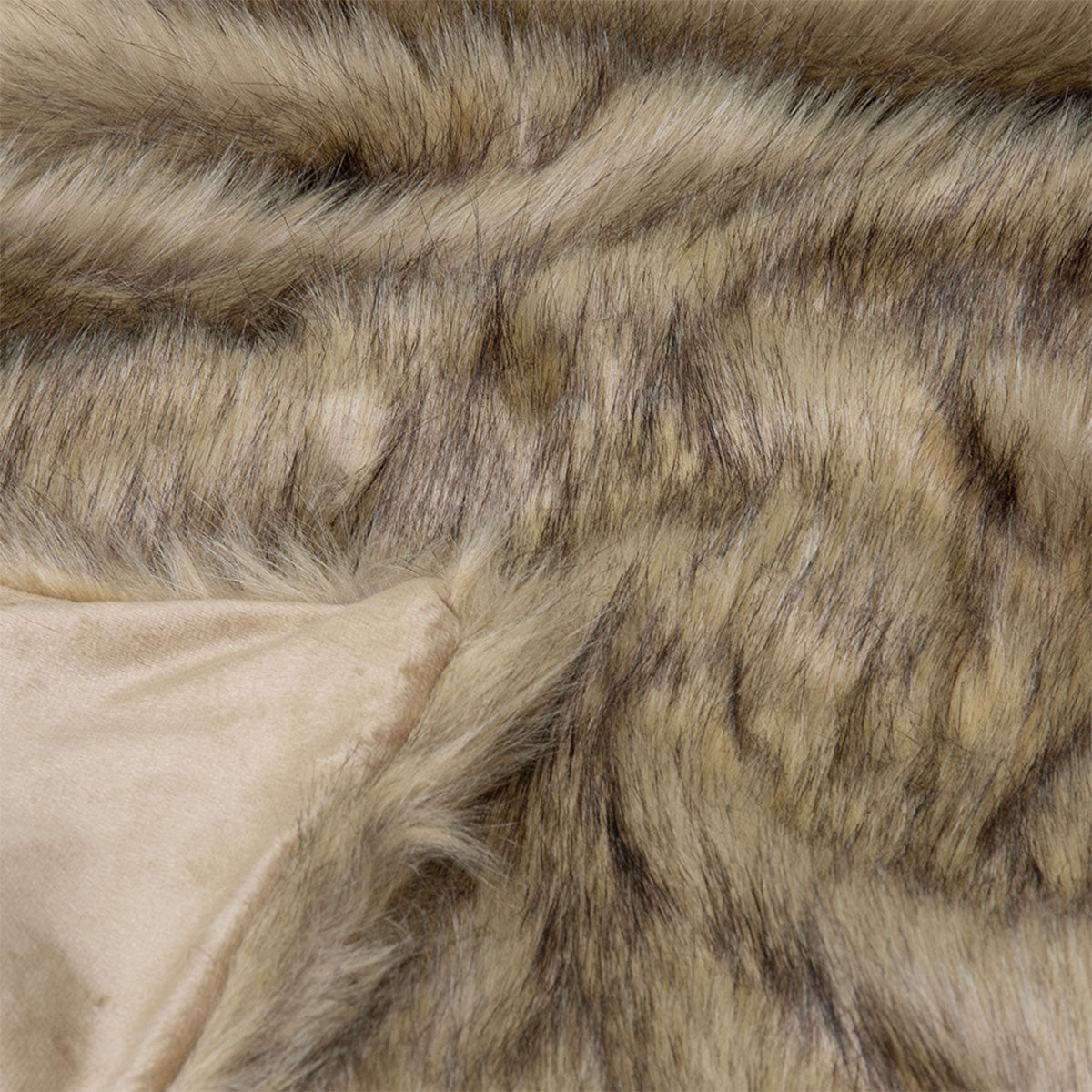J Elliot Home Grizzly Brown Faux Fur Throw 130x160cm - Soft Touch Polyester - SuperSaverAU - view 2
