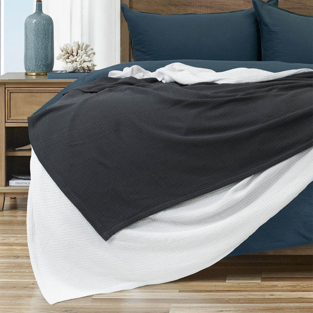 Algodon Sophie Cotton Waffle Blanket – White Queen 245 x 240cm