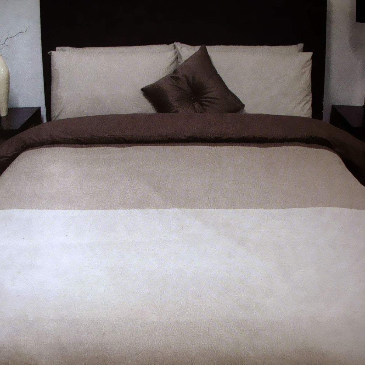 Essentially Home Living Chocolate 3 Tone Quilt Cover Set + Fitted Sheet Double - SuperSaverAU - view 1