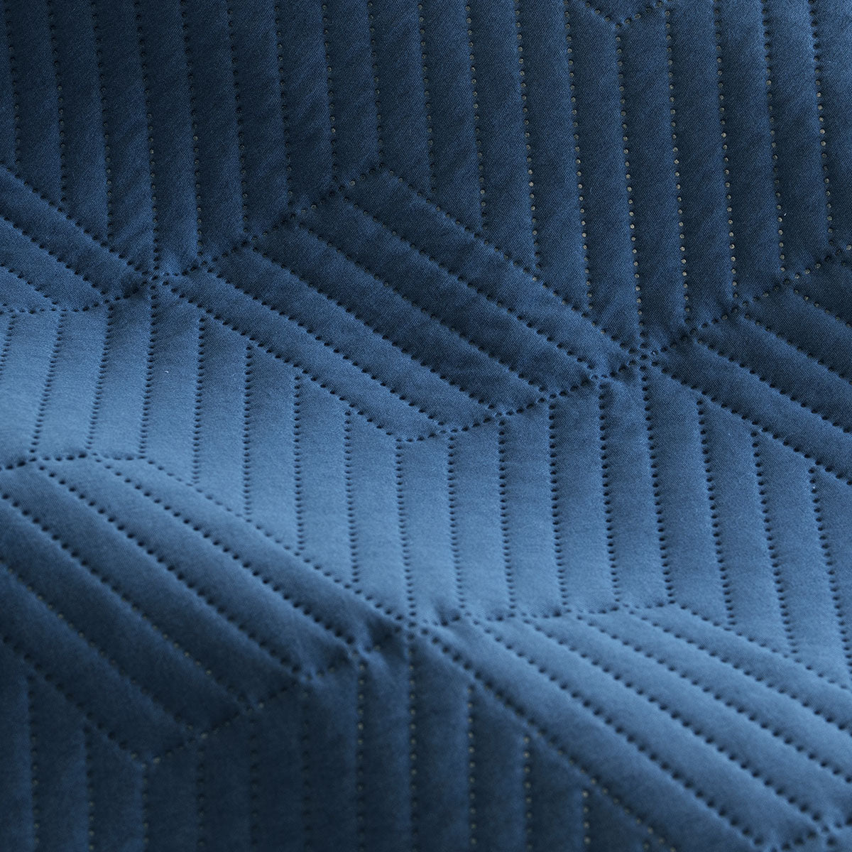 Ardor Maxwell Navy Embossed Vintage Washed Quilt Cover Set King - Diamond Pattern - SuperSaverAU - view 2