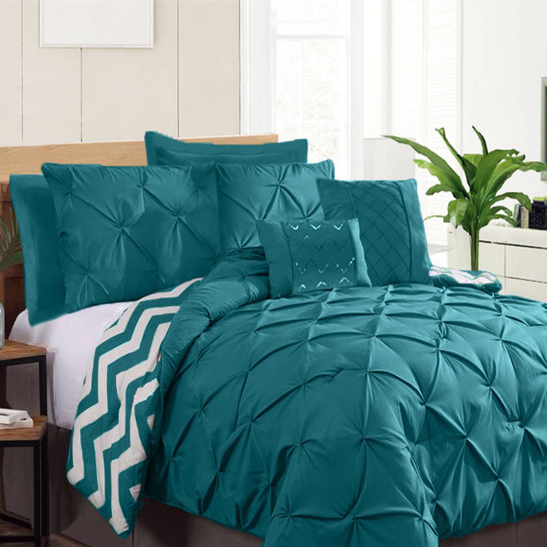 Ramesses 7 Piece Teal Pinch Pleat Comforter Set Queen - Diamond Design, 250gsm Filling - SuperSaverAU - view 1