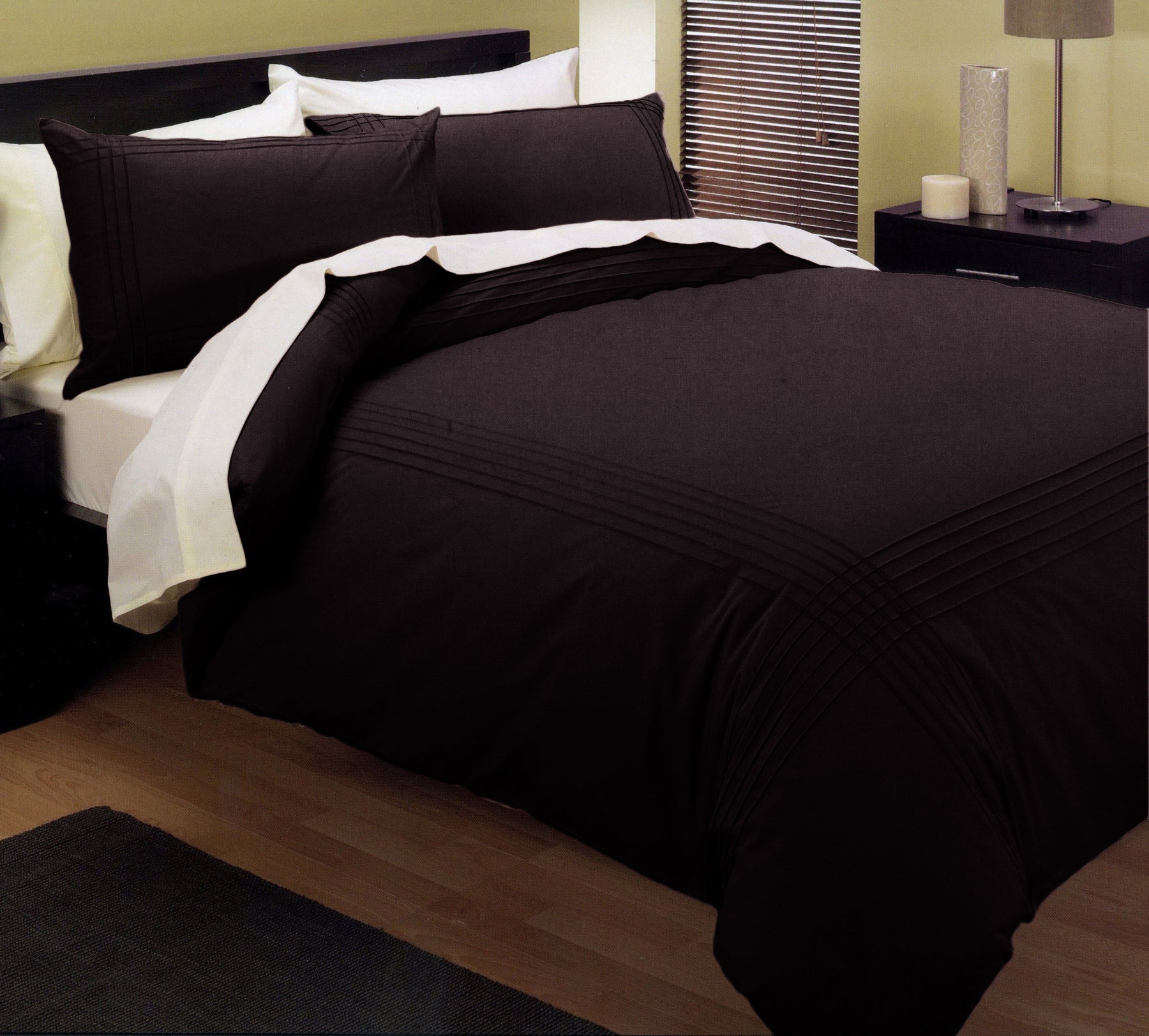 Kingtex Pintuck Quilt Cover Set Chocolate King - 225 Thread Count, 7 Colors - SuperSaverAU - view 1