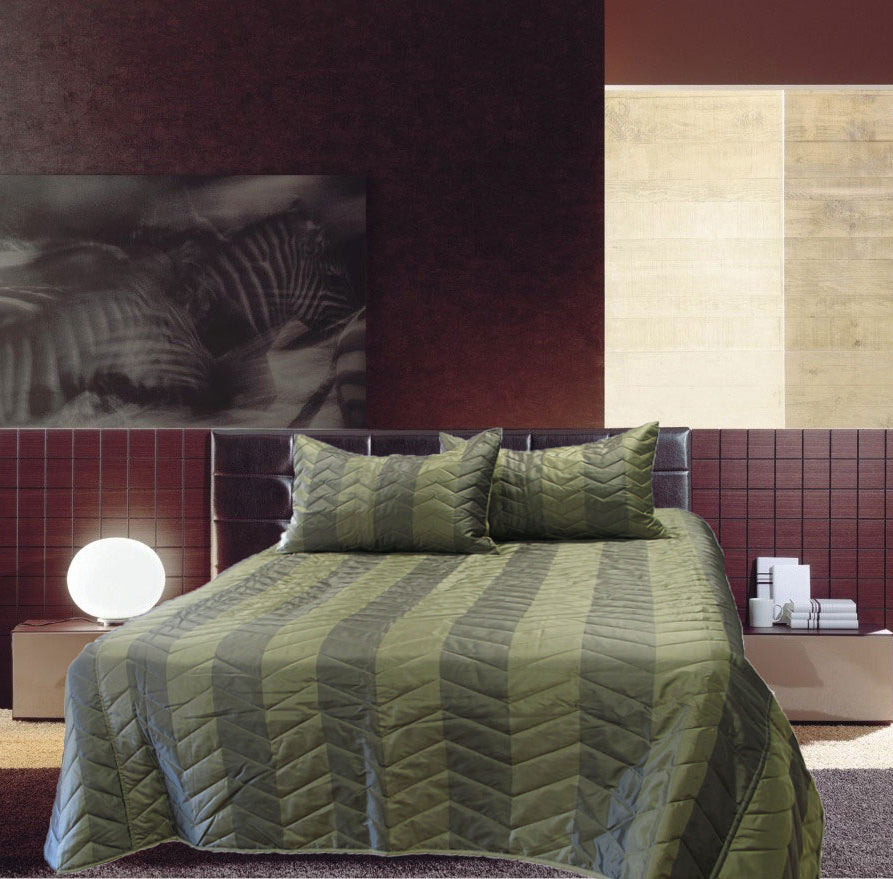 Rapee Faux Silk Coverlet Set Zig Zag Sage - Queen, Quilted Pattern, Machine Washable - SuperSaverAU - view 1