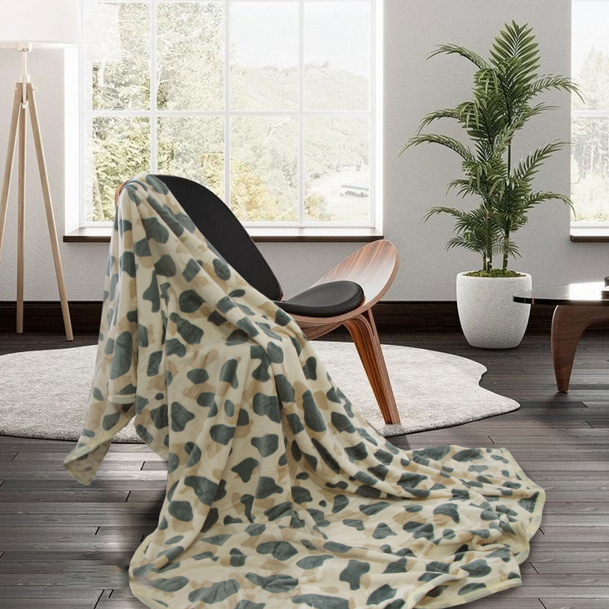 Premium Animal Pattern Soft Flannel Plush Blanket 300GSM - Jaguar, 220 x 240cm