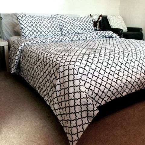Mia White 100% Cotton Quilt Cover Set Queen - Quatrefoil Print, 180TC - SuperSaverAU - view 1