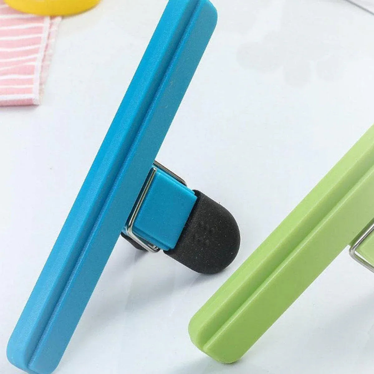 Premium Plastic Food Storage Sealing Clips – 12 Pack