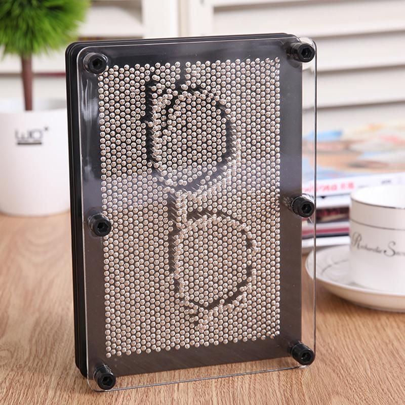 Premium 3D Metal Pin Art Board Toy – Medium 17.5 x 12.5cm