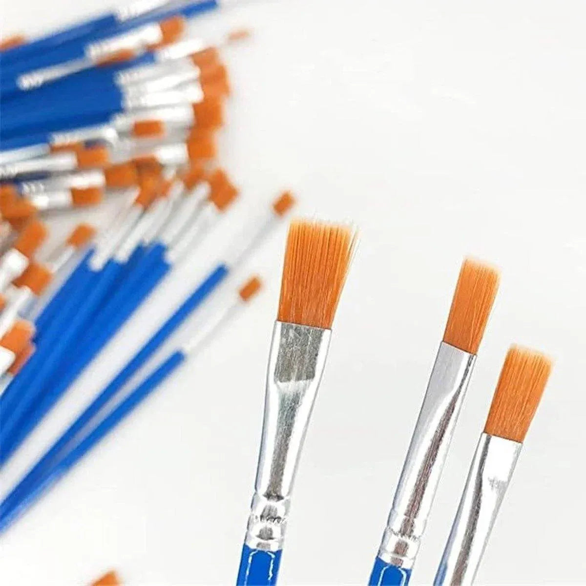 Premium Plastic Flat Tip Paint Brushes – Mixed 100 Pack