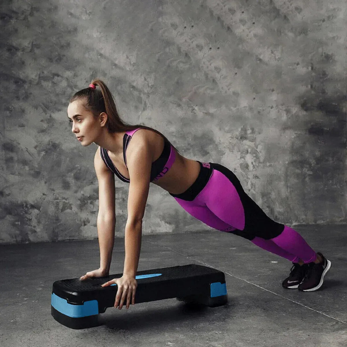 Premium Adjustable Aerobic Step Platform with Non-Slip Diamond Surface - Green