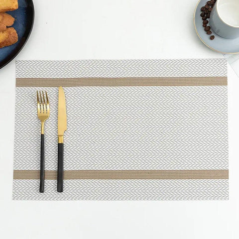 Premium Anti-Slip Woven Placemats – Beige 4 Pack, Heat Resistant