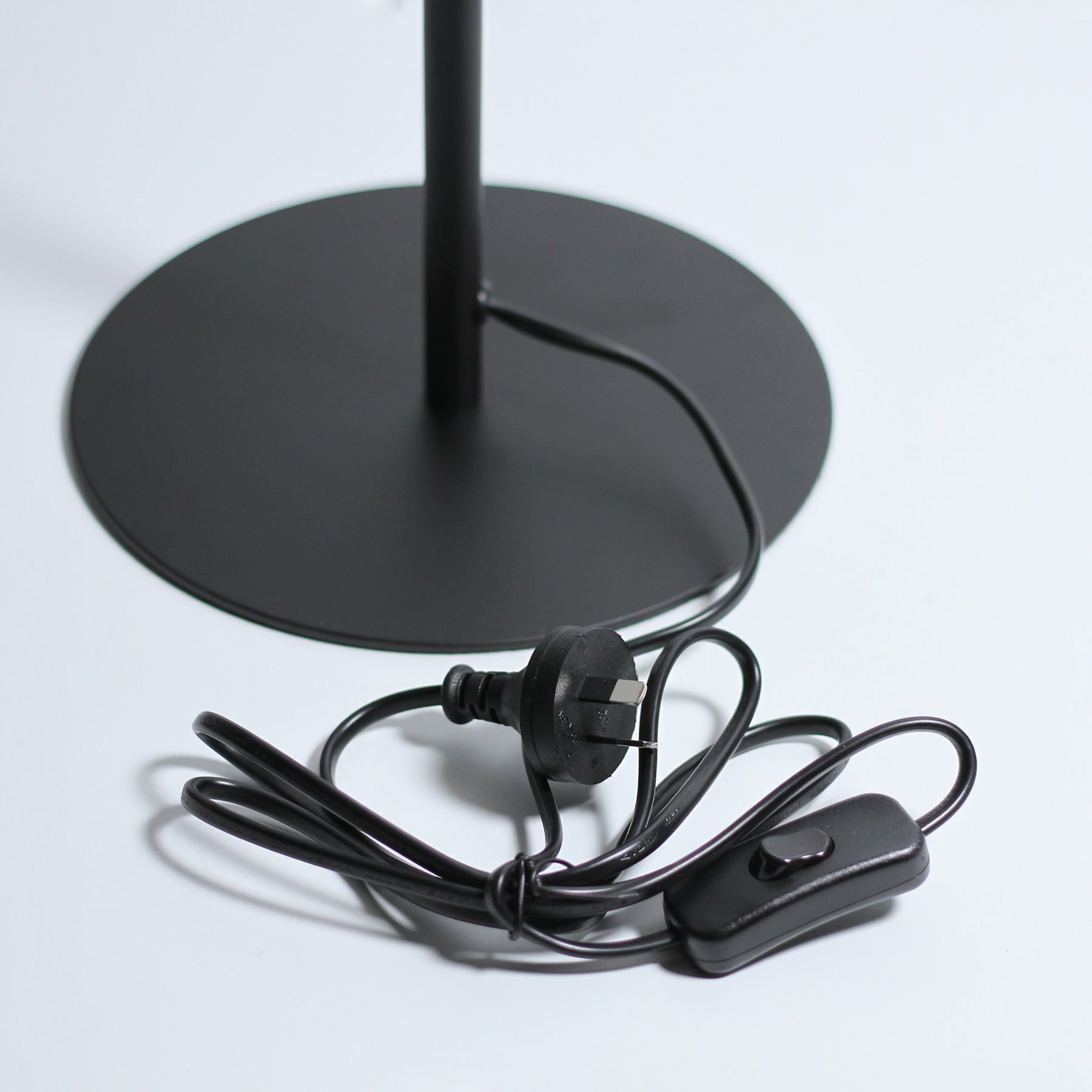 Semino Table Lamp – Black 54cm with Brass Bulb Holder, G9 LED
