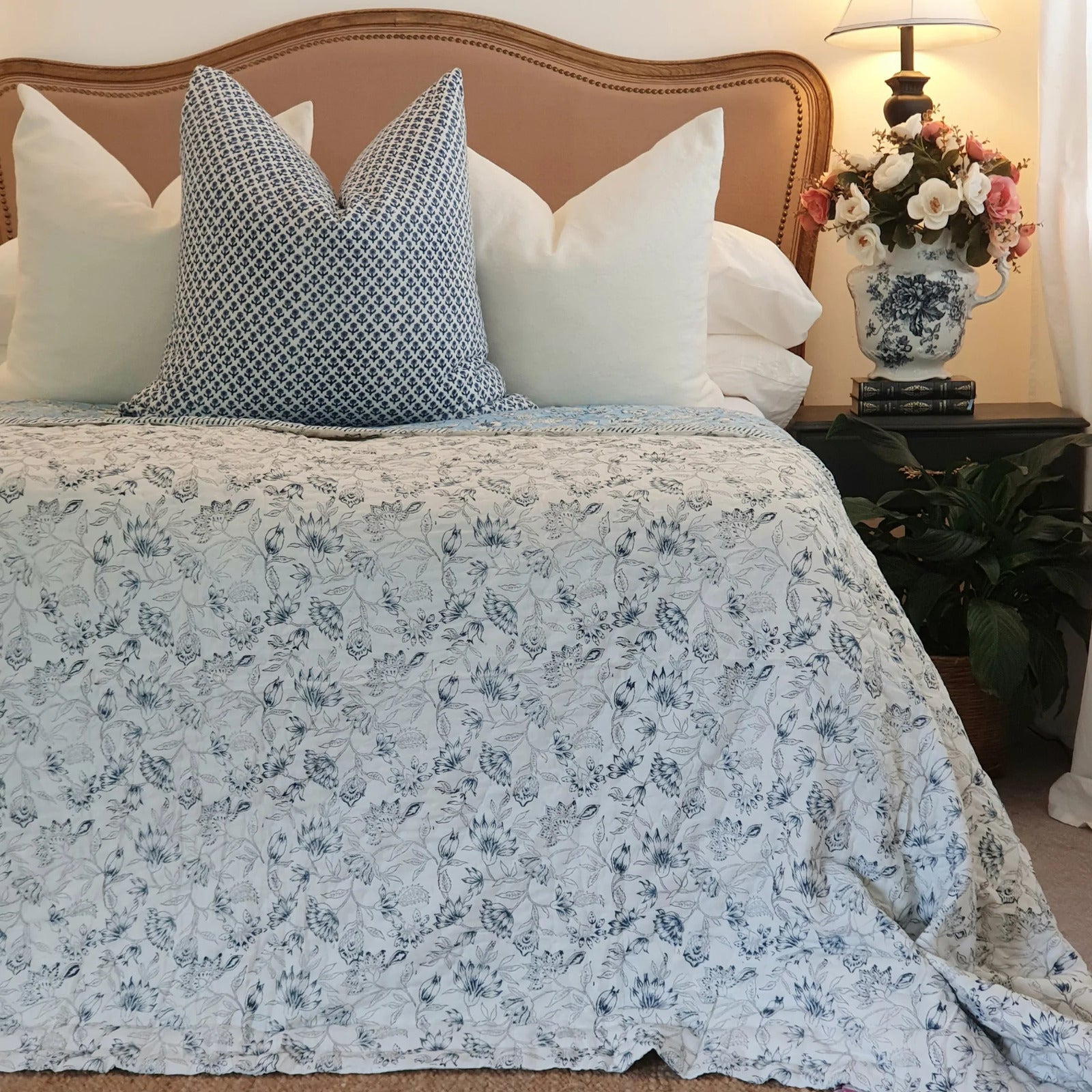 Premium Wild Flower Ocean Reversible Cotton Quilt - Blue King