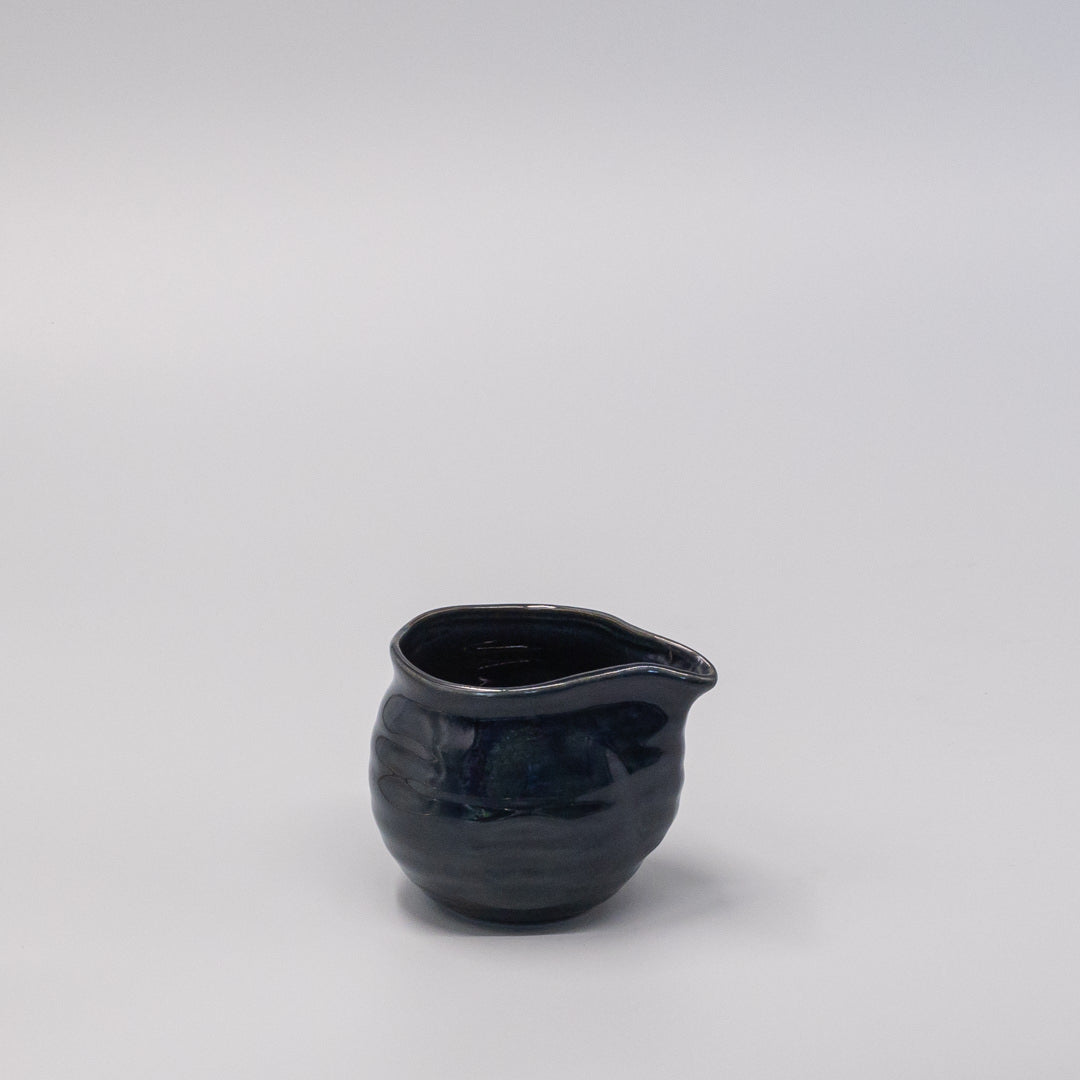 Premium 410ml Dark Navy Glaze Ceramic Pourer Japanese Sauce Jug