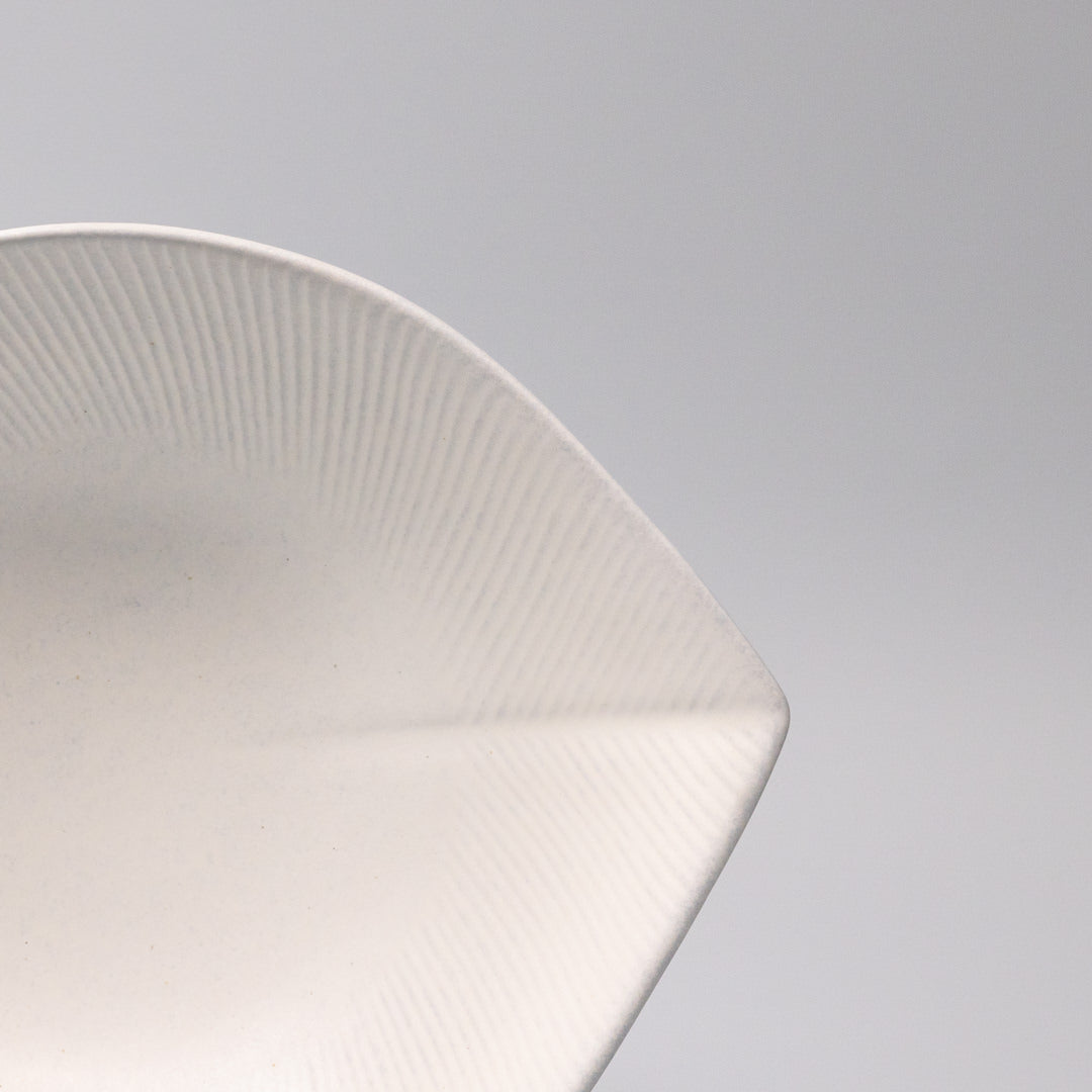 Premium Large Bowl – White Snow Leaf Glaze 24cm