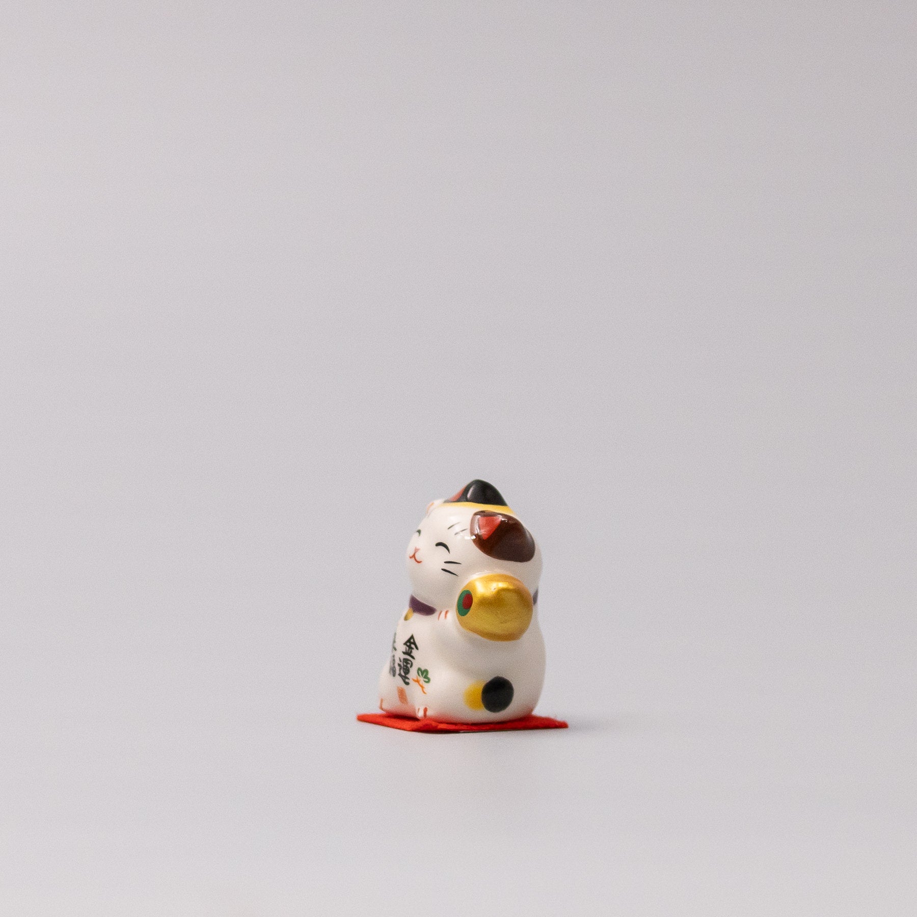 Premium Okimono Wealth Fortune Cat