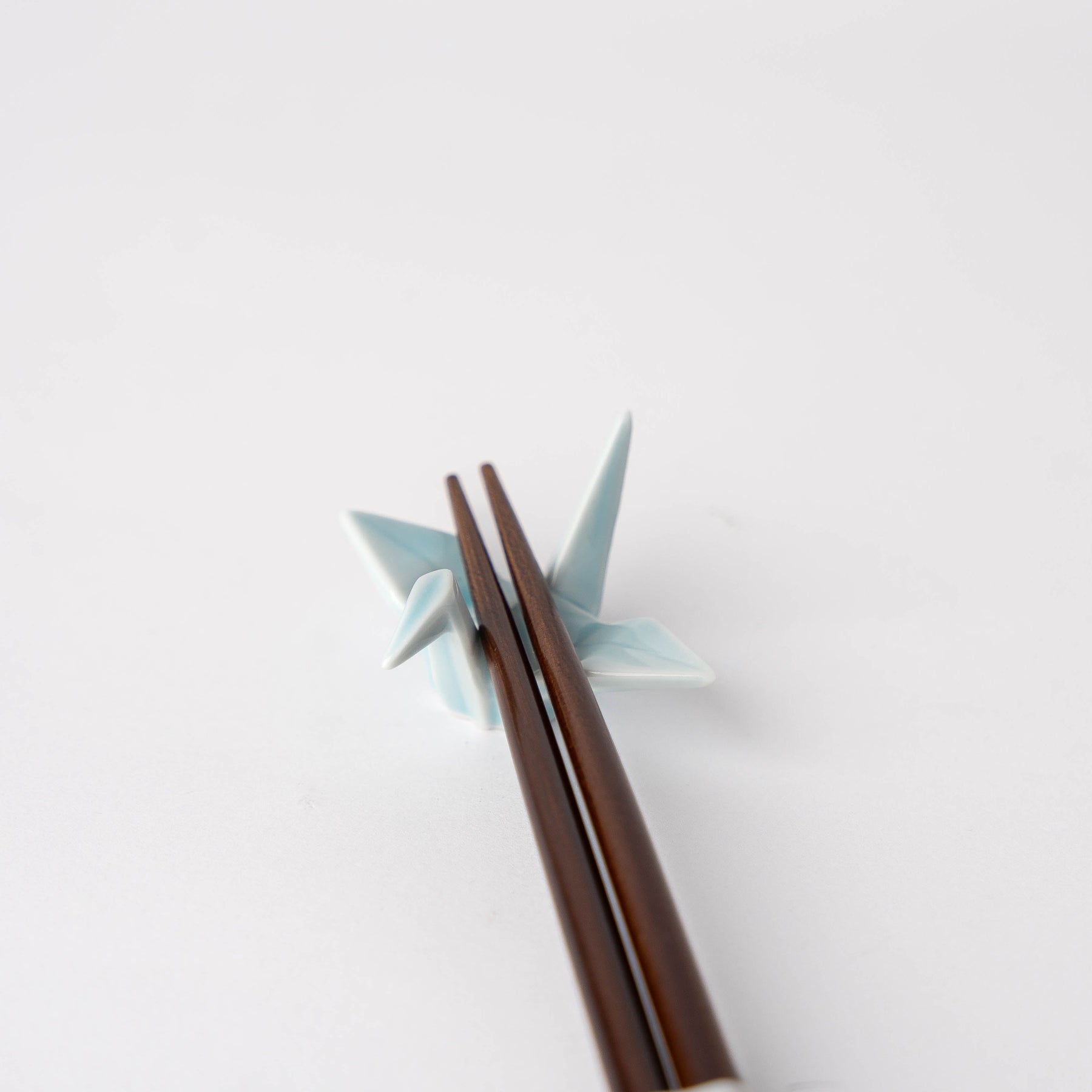 Premium Origami Crane Chopstick Rest – Light Blue Tableware Accessory