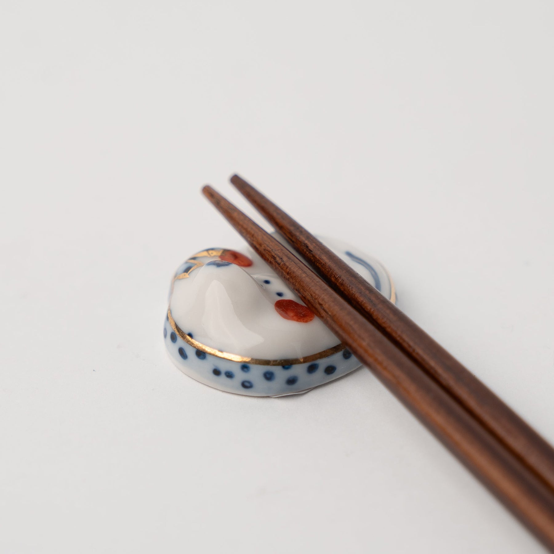 Premium White Hyottoko Whistling Man Ceramic Chopstick Rest Dishwasher Microwave Safe