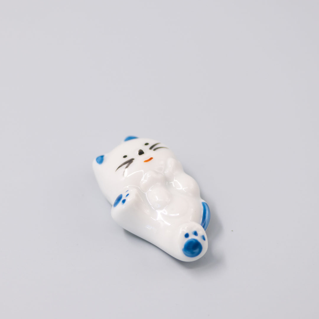 Premium Relaxed Cat Chopstick Rest - White