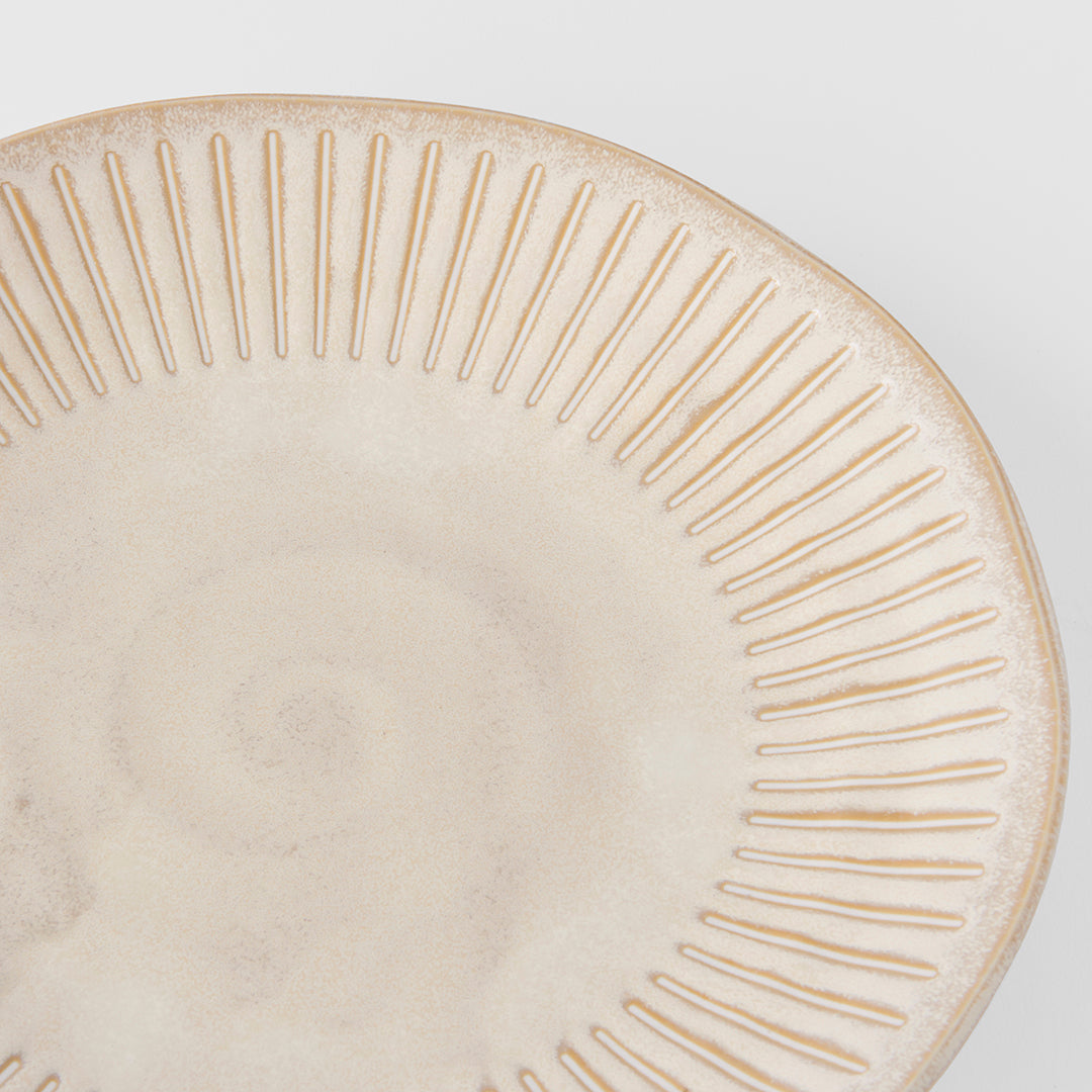 Premium Ceramic Plate – Cream Ridged Alabaster Glaze 25cm