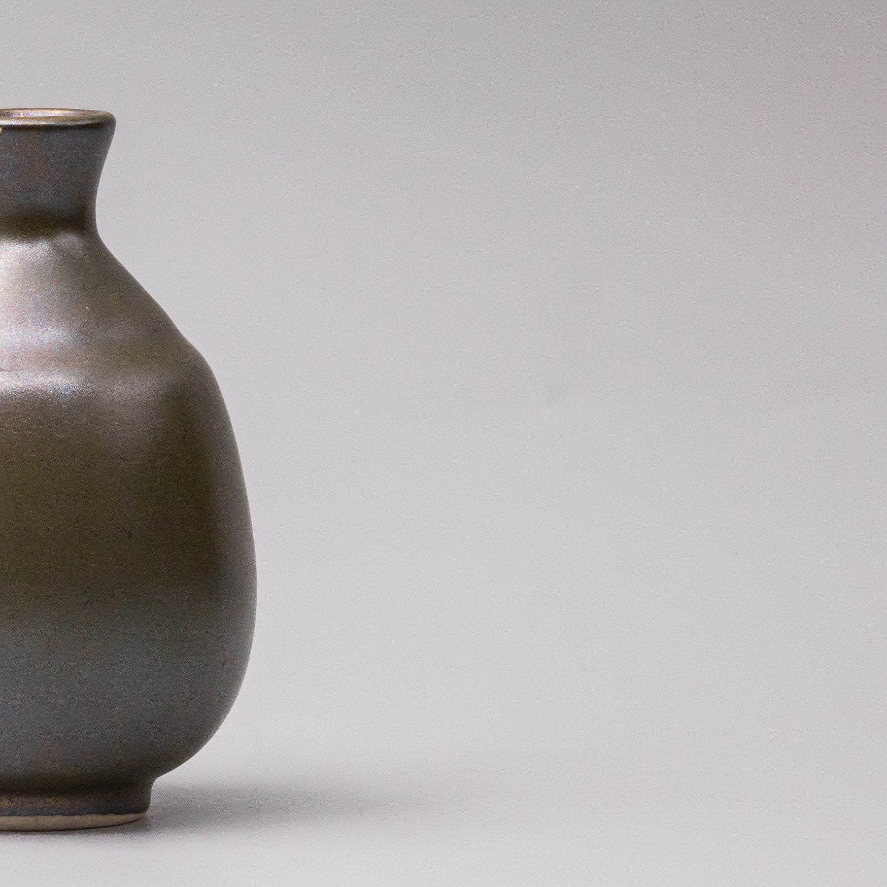 Premium Sake Jug – Dark Lustre Glaze 275ml, 8cm