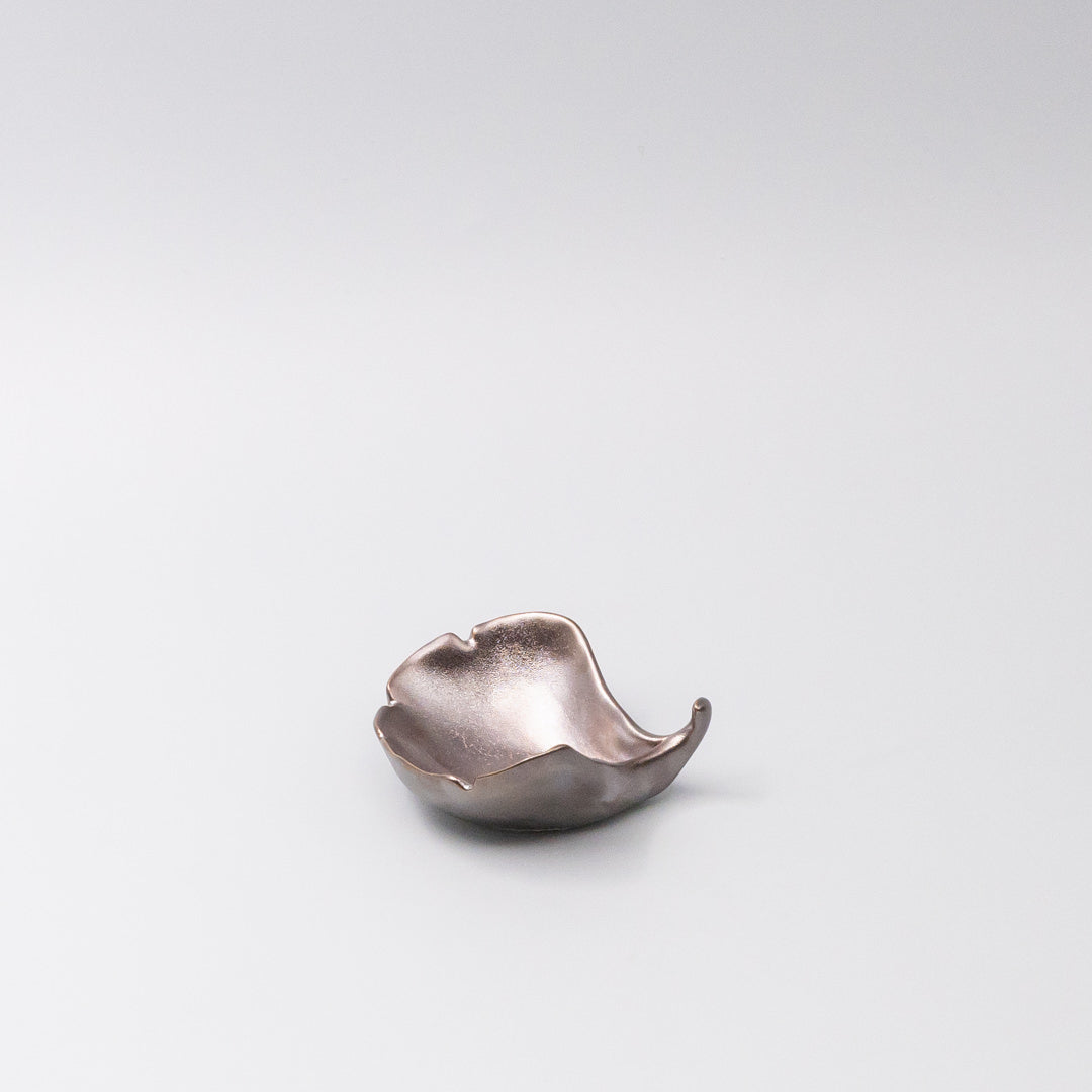 Metallic Lustre Gingko Leaf Ceramic Sauce Dish 30ml Dishwasher Microwave Safe