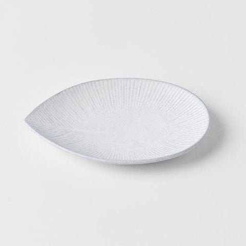 Premium Oval Plate – White Snow Leaf Glaze 13.5cm