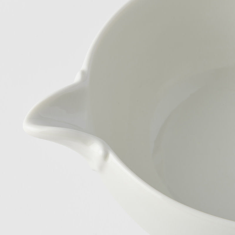 Premium Pourer – Ivory White Glaze 300ml Sauce Server