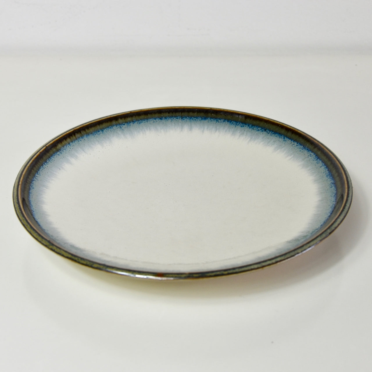 Premium Tapas Plate – White Aurora Glaze 17cm