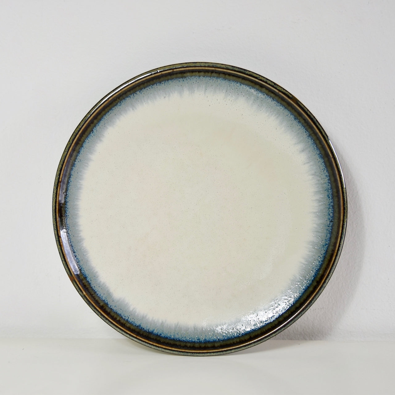 Premium Tapas Plate – White Aurora Glaze 17cm
