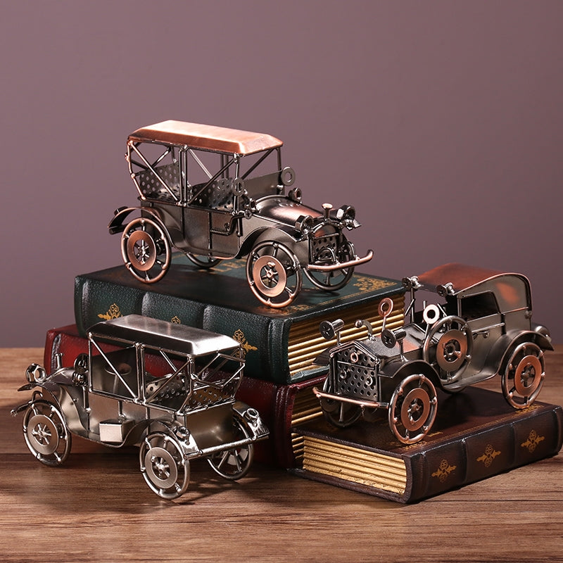 Set 2 Metal Retro Classic Cars Assorted - 21cm, Silver & Bronze, 2kg - SuperSaverAU - view 1