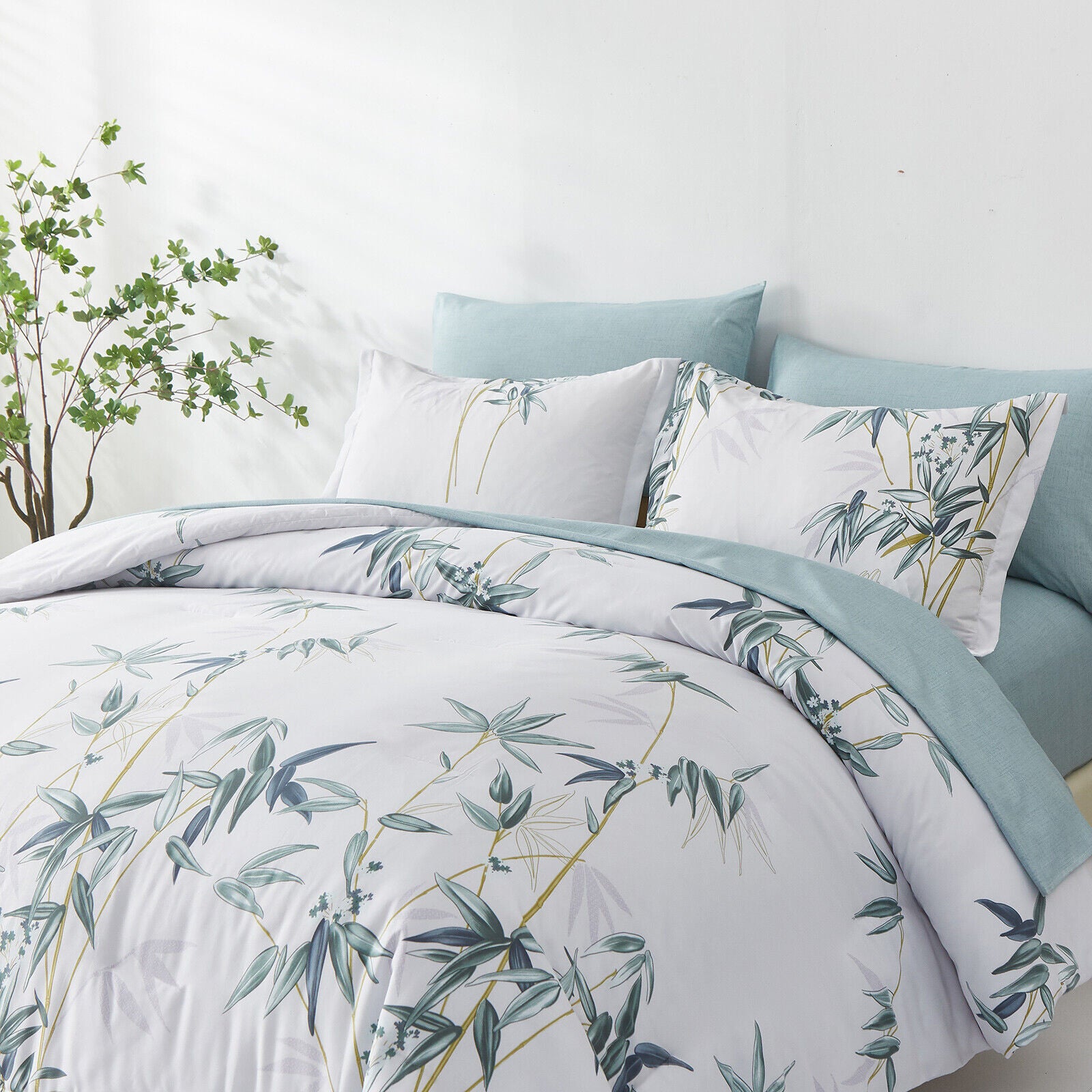 Comforter Set, King Size, 3-Piece with Pillowcases, Breathable Microfiber - SuperSaverAU - view 2