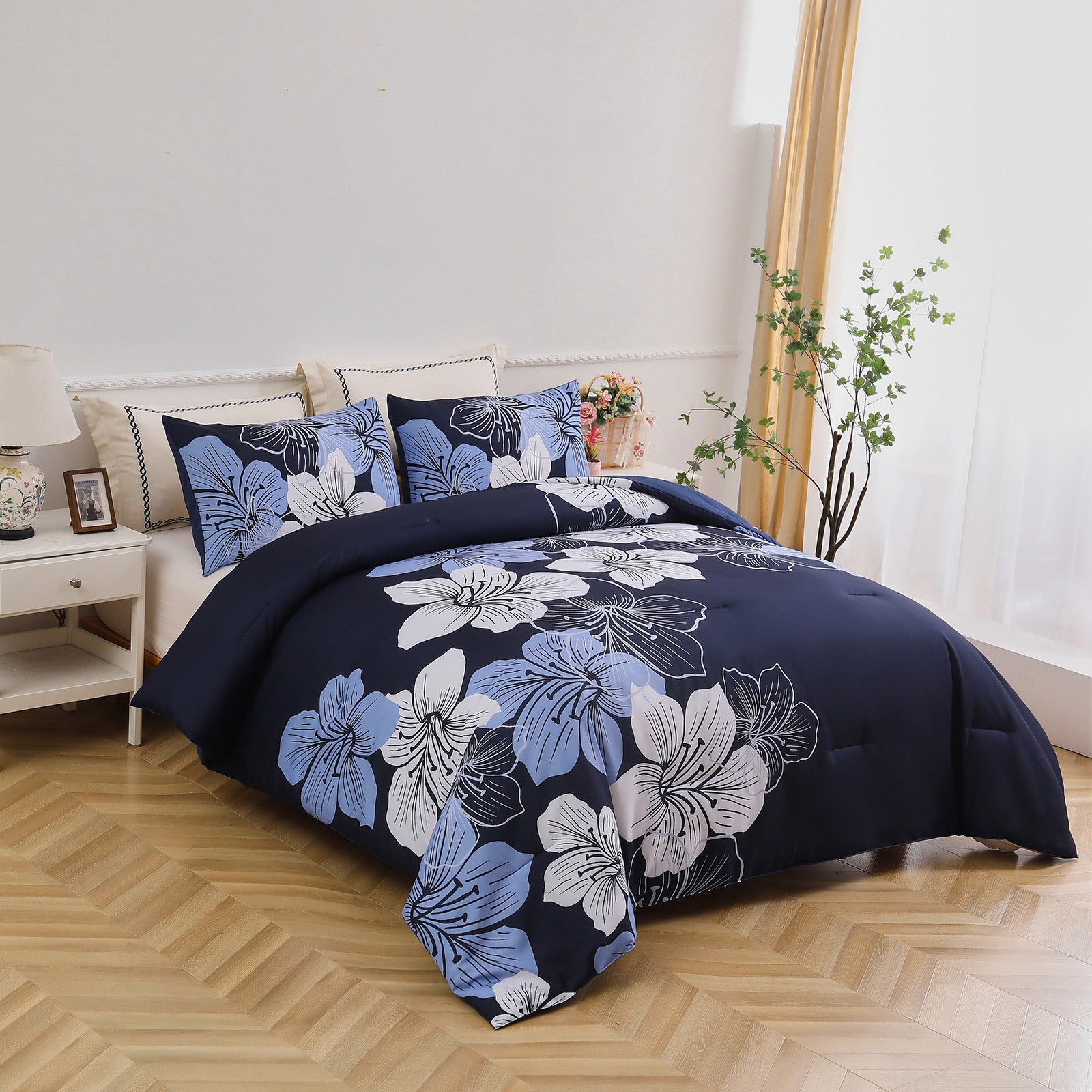 Premium Navy Blue Floral 3 Piece Microfiber Comforter Set - King