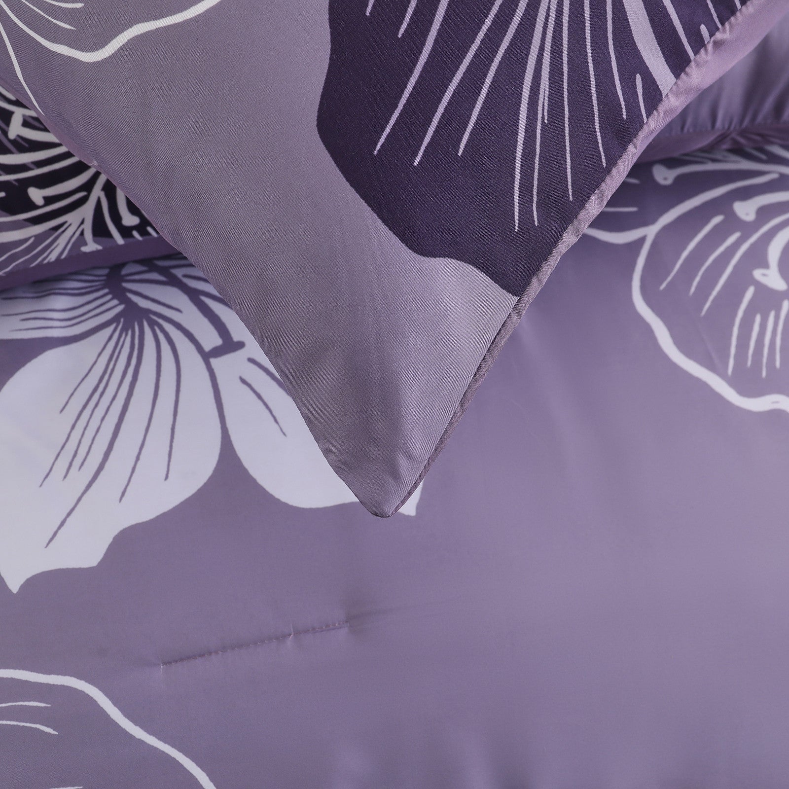 Premium Dark Purple Floral 3 Piece Microfiber Comforter Set - King