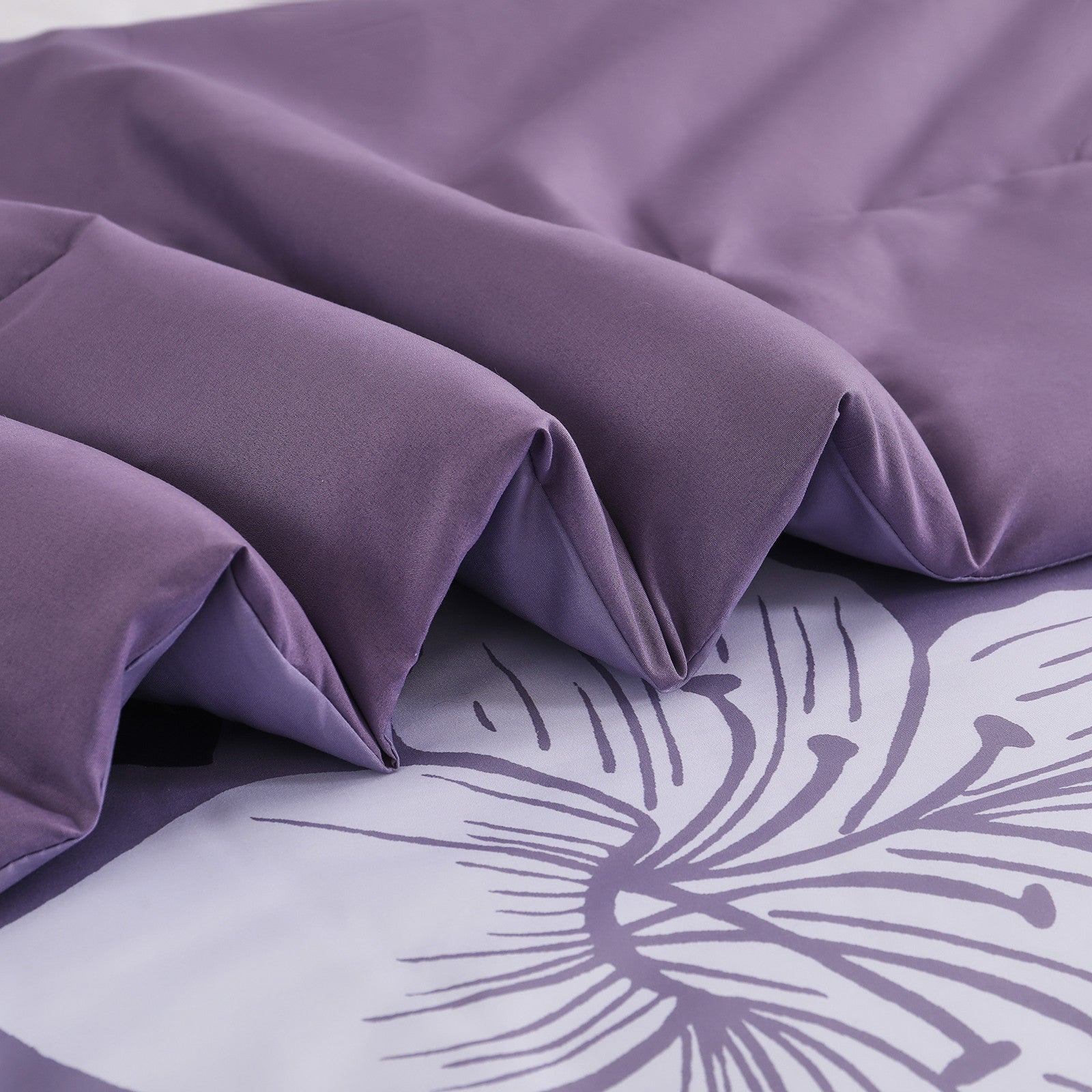 Premium Dark Purple Floral 3 Piece Microfiber Comforter Set - King