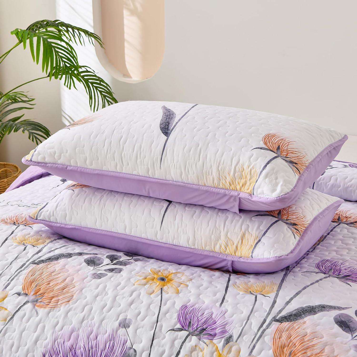 Premium Knit Reversible Quilt Bedspread Set - Queen